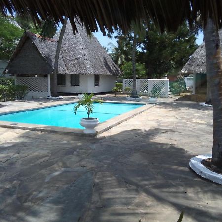 Glory Ocean Villas - Diani Diani Beach Kültér fotó