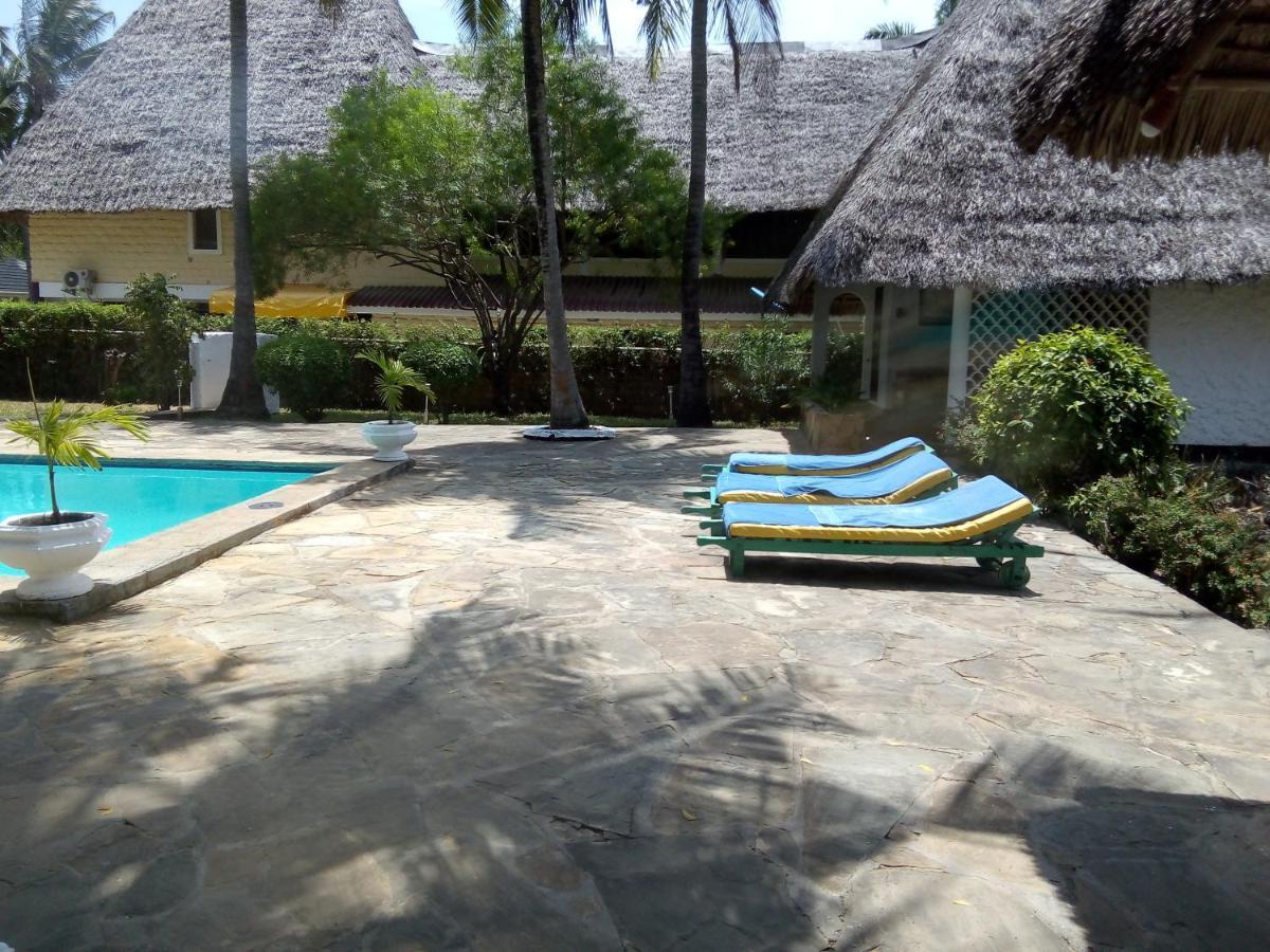 Glory Ocean Villas - Diani Diani Beach Kültér fotó